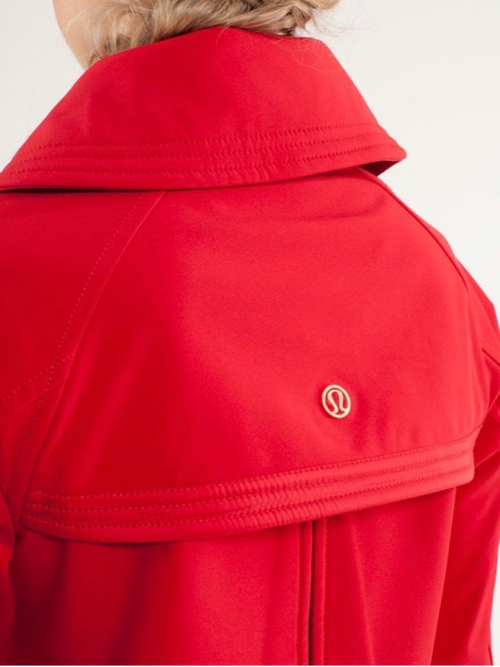 Lululemon Coco Softshell Jacket size 8 - Picture 3 of 6
